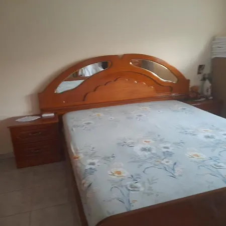 Teuta Апартаменты